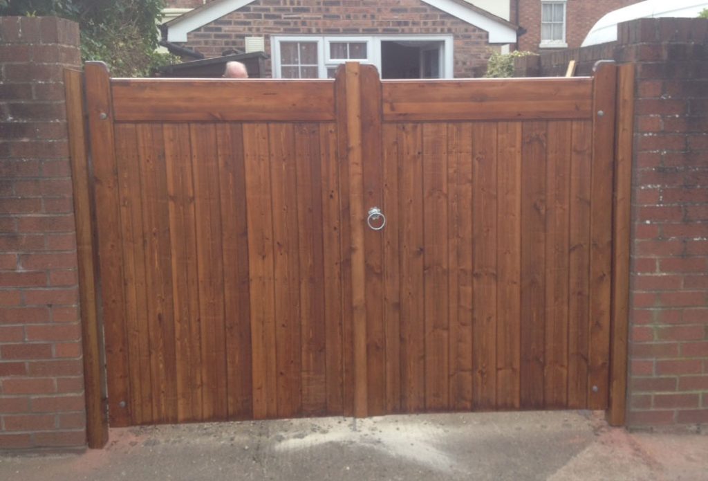 Gate Installation and Fitting Service for your Wooden Gates