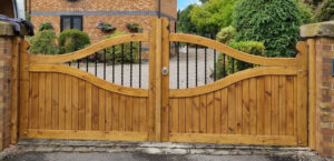 Softwood gates, Driveway Gates, entrance gates, wooden gates